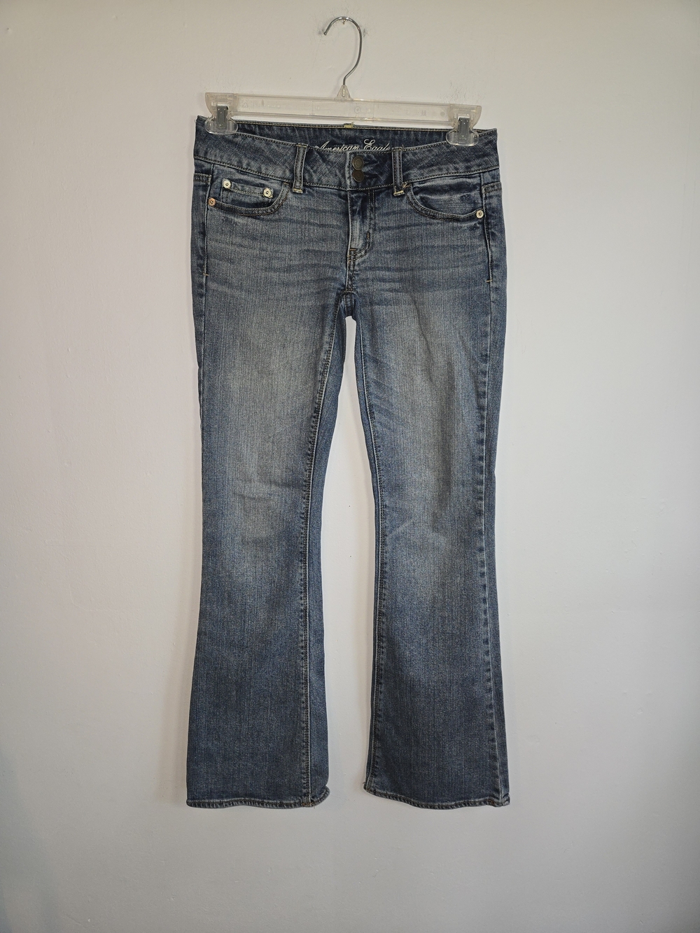 American Eagle Artist Low Rise Bootcut Flare Jeans Sz 2 Crosshatch Wash Boho